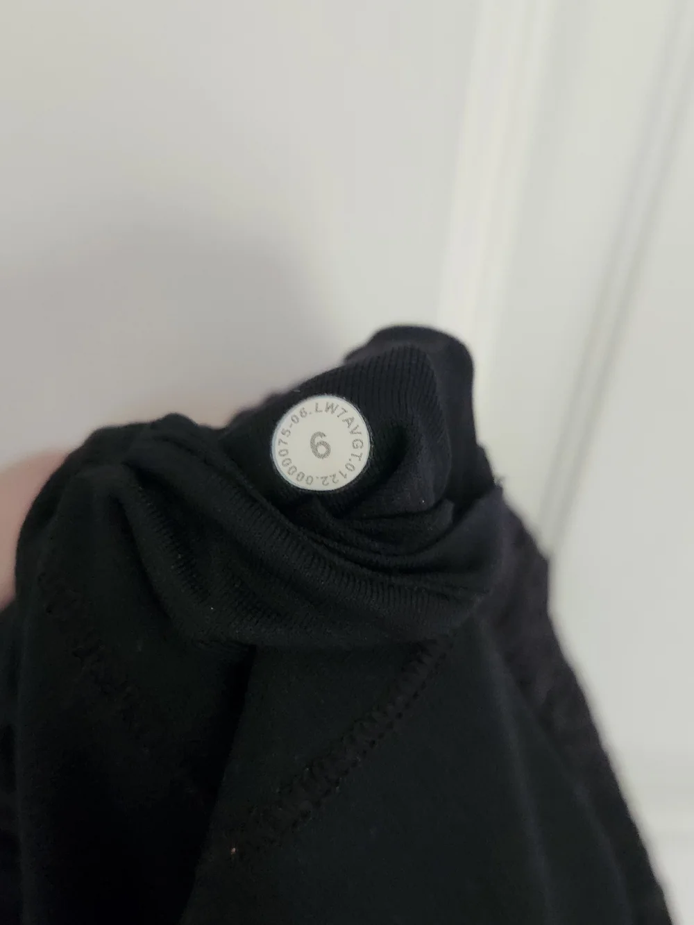 Lululemon Size 6 LR Hotty Hot Shorts